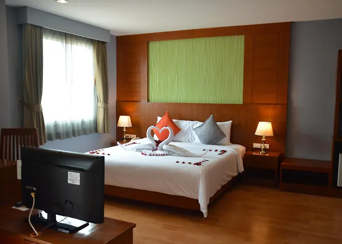Elite Suites Patong By Bauman Residence